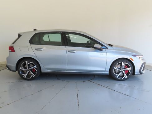 New 2026 Volkswagen GTI SE FWD image 2