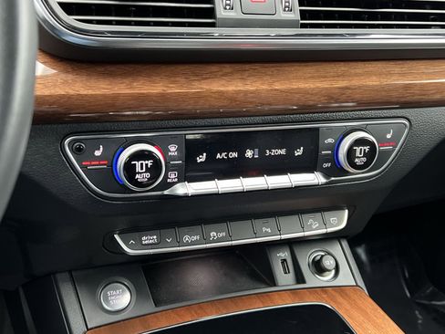 Used 2022 Audi Q5 2.0T Premium image 19