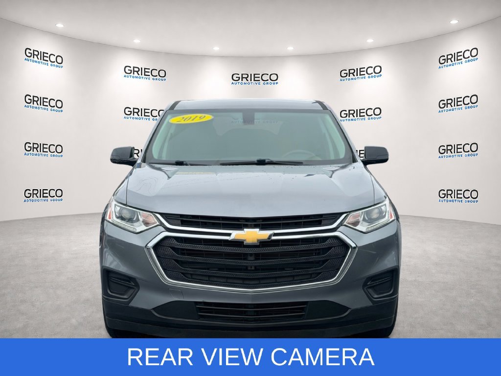Used 2019 Chevrolet Traverse LS FWD image 2