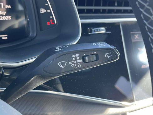 New 2026 Audi SQ7 Premium Plus image 25