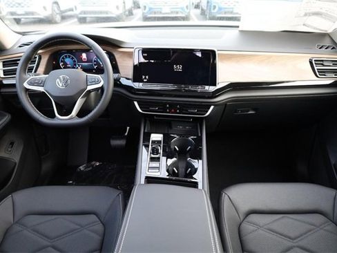 New 2026 Volkswagen Atlas SE image 26