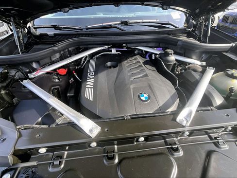 Used 2026 BMW X7 xDrive40i image 31