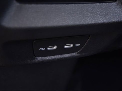 New 2026 Volkswagen Tiguan SE image 23