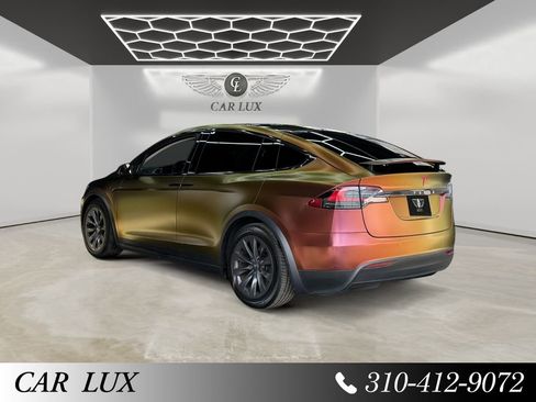 Used 2018 Tesla Model X 75D AWD/4WD image 3