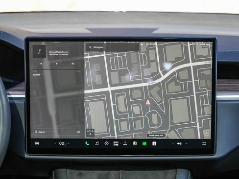Used 2023 Tesla Model S AWD/4WD image 13