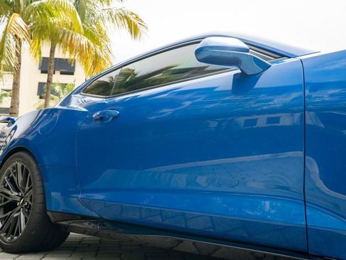 Used 2018 Chevrolet Camaro ZL1 RWD image 10