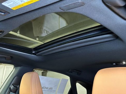 New 2026 Lexus RX 450h AWD image 6