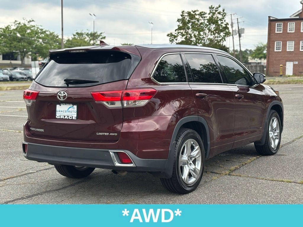 Used 2019 Toyota Highlander Limited w/ Carpet Mat Package (TMS) AWD/4WD image 10