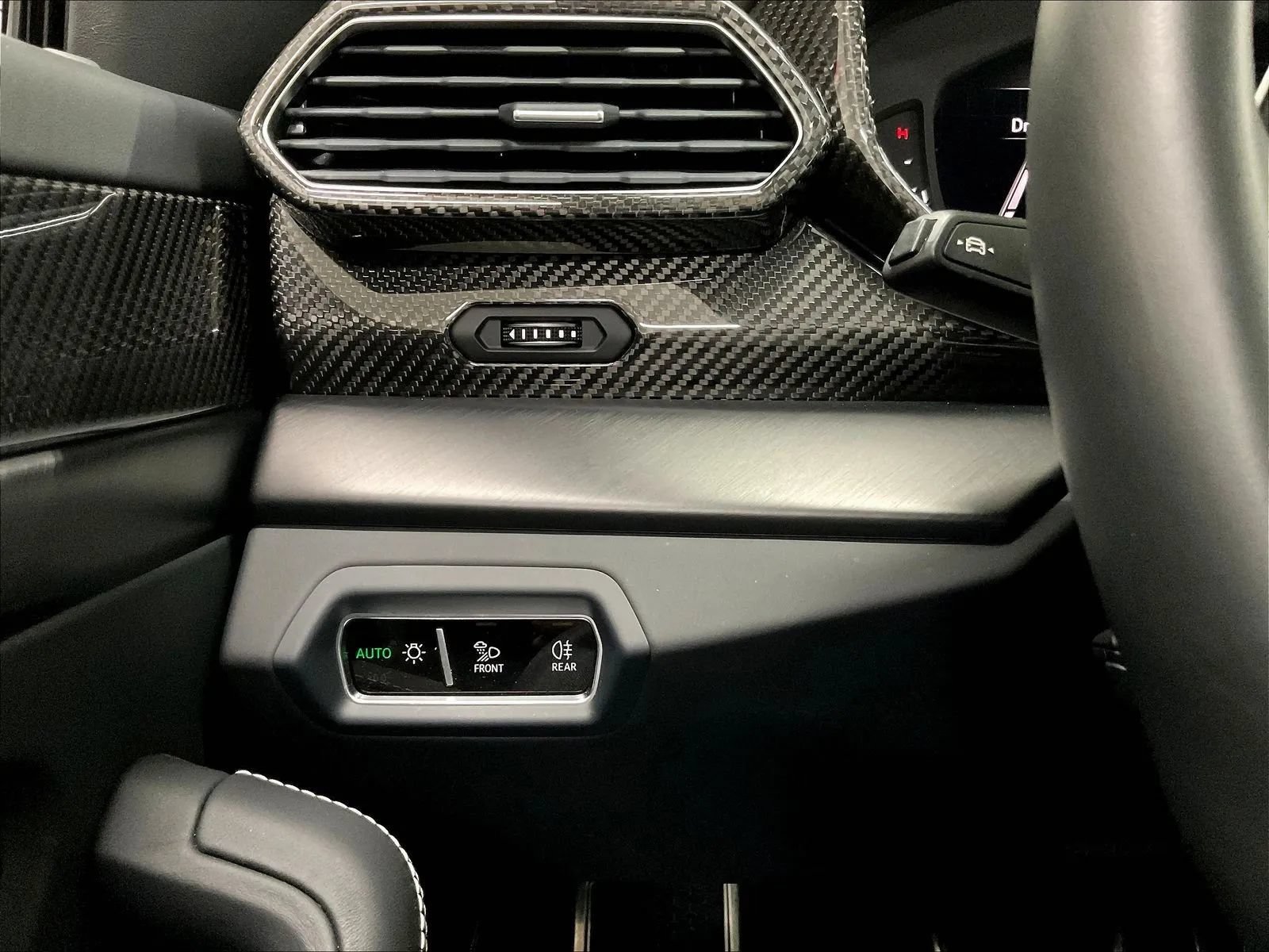 Used 2024 Lamborghini Urus S AWD/4WD image 25