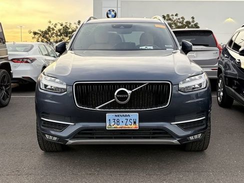 Used 2019 Volvo XC90 T6 Momentum AWD/4WD image 2