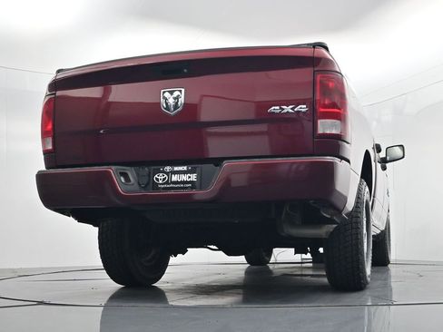 Used 2017 RAM 1500 Express image 35