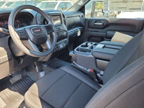 New 2026 GMC Sierra 3500 Pro w/ Convenience Package RWD image 17