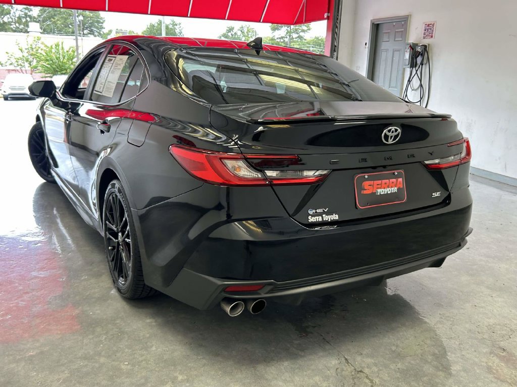 Certified 2025 Toyota Camry SE w/ Convenience Package FWD image 5