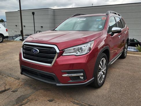 Used 2019 Subaru Ascent Touring AWD/4WD image 9