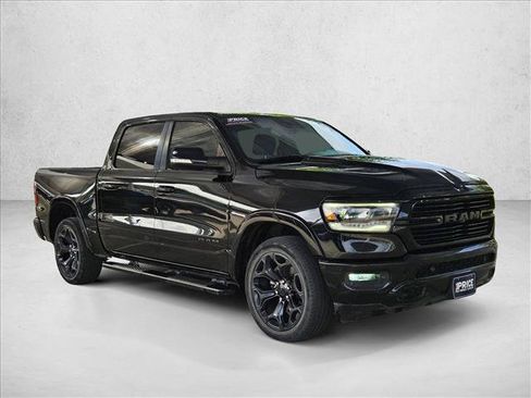 Used 2019 RAM 1500 Laramie AWD/4WD image 3