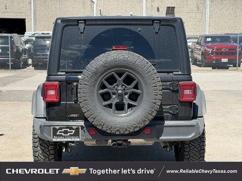 Used 2024 Jeep Wrangler Sport AWD/4WD image 5