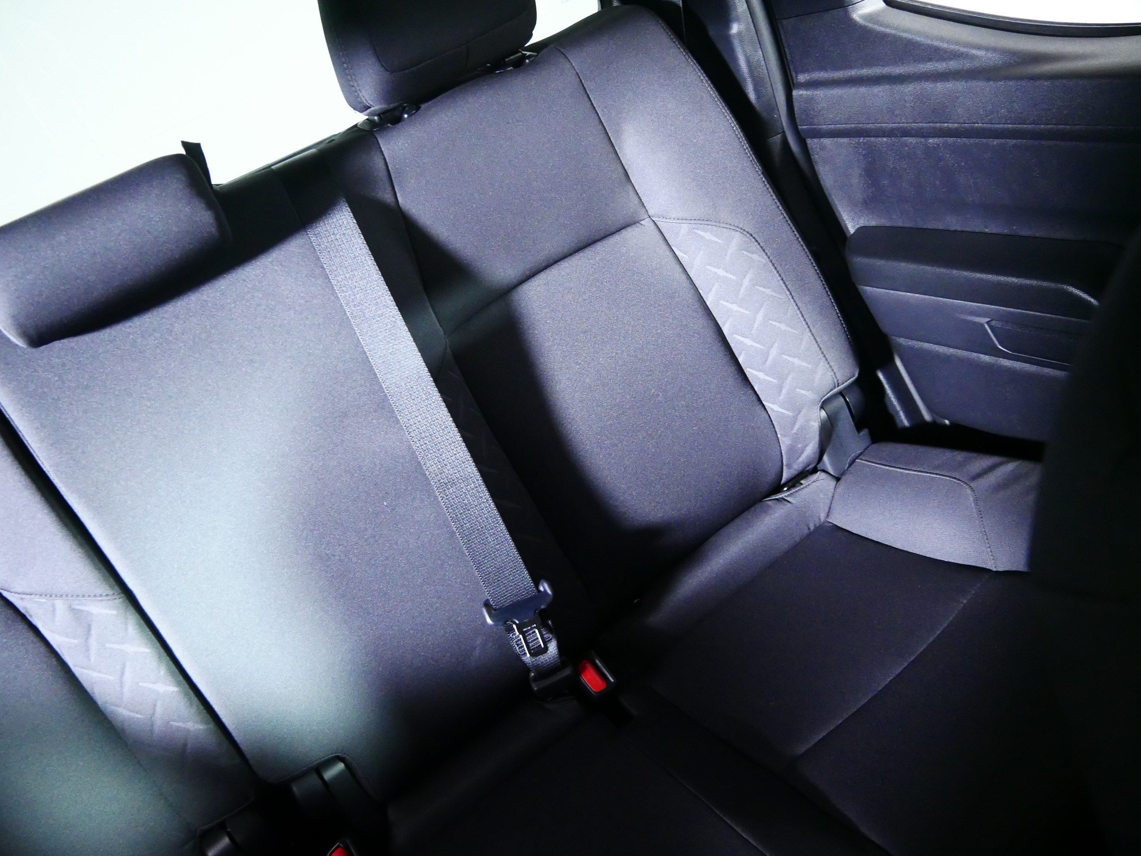 Used 2025 Toyota Tacoma SR AWD/4WD image 14