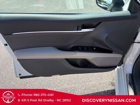 Used 2018 Toyota Camry XLE w/ Protection Package (Q2) FWD image 10