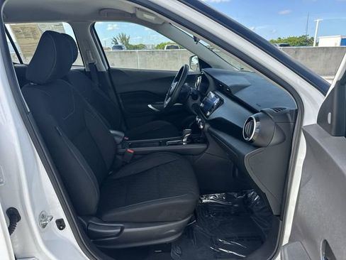 Used 2023 Nissan Kicks SV FWD image 29