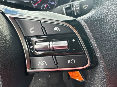 Certified 2024 Kia Forte LXS image 25