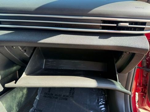 Used 2021 Hyundai Elantra SEL w/ Convenience + Premium Package FWD image 32