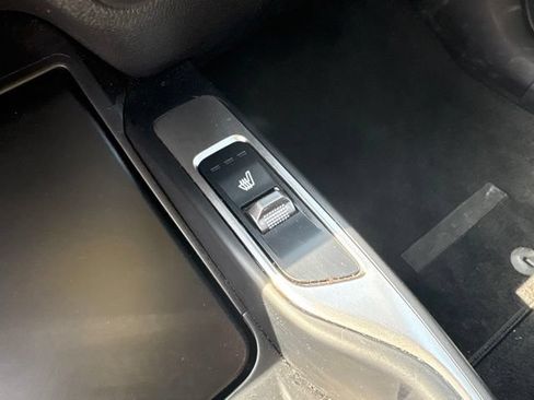 Used 2023 Kia Sorento S FWD image 31