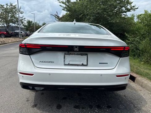 Used 2023 Honda Accord EX-L image 7