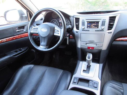 Used 2012 Subaru Legacy 2.5i Limited AWD/4WD image 10