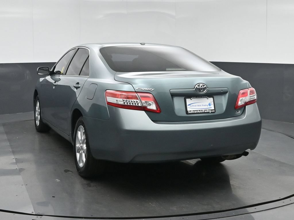 Used 2011 Toyota Camry LE w/ LE Extra-Value Pkg FWD image 5