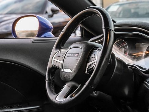 Used 2018 Dodge Challenger R/T Scat Pack w/ Leather Interior Group image 11