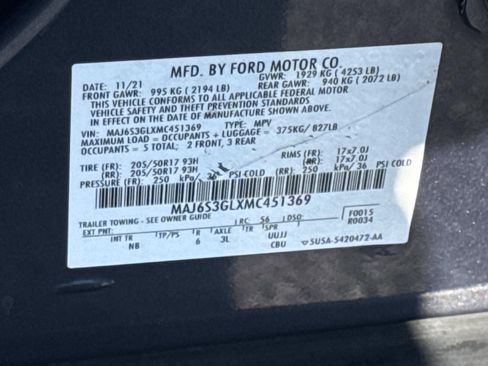 Used 2021 Ford EcoSport SE w/ SE Convenience Package image 30