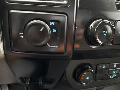 Used 2020 Ford F150 XL w/ Trailer Tow Package image 24