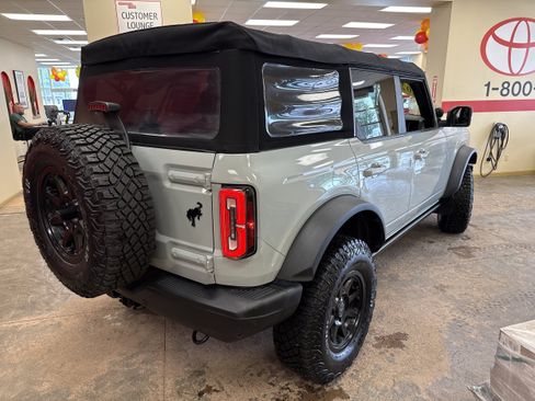 Used 2021 Ford Bronco Badlands AWD/4WD image 17