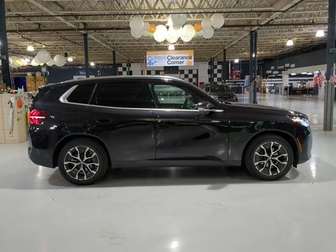 Used 2025 BMW X3 xDrive30i w/ Premium Package AWD/4WD image 7