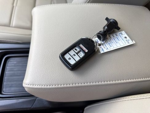 Used 2020 Honda CR-V EX-L image 29