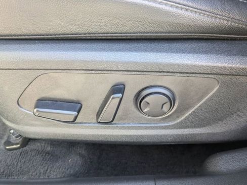 Used 2024 Kia Sportage EX FWD image 21