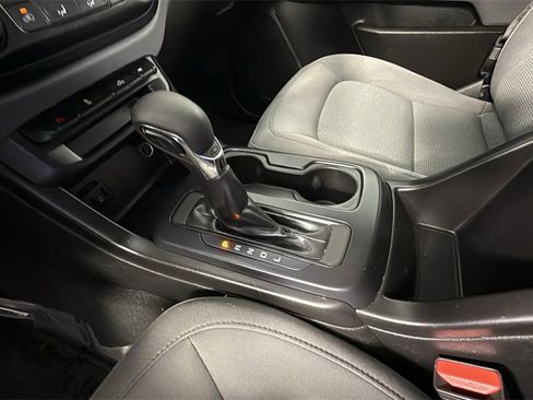 Certified 2022 Chevrolet Colorado W/T image 38