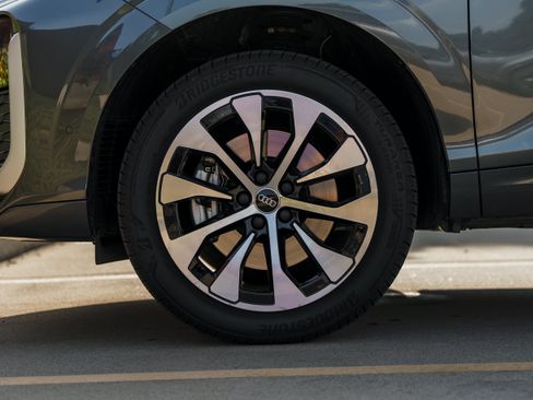 Certified 2026 Audi Q3 quattro 2.0T AWD/4WD image 28