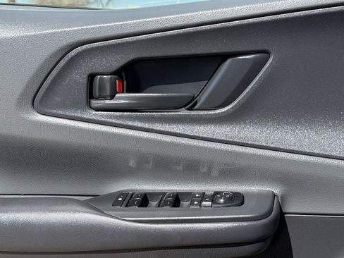 Used 2024 Toyota Prius LE image 22