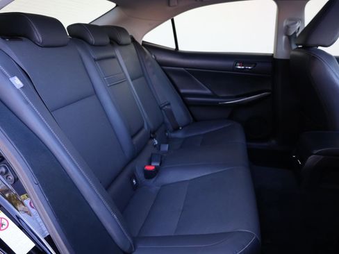 Used 2014 Lexus IS 250 RWD image 22