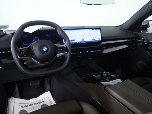 Used 2026 BMW 530i image 17