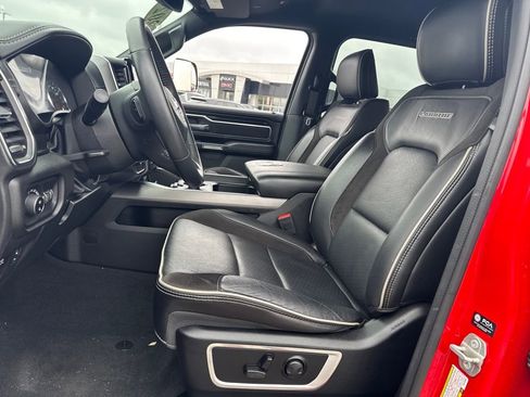 Used 2024 RAM 1500 Laramie image 15