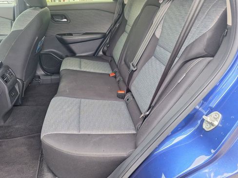 Used 2023 Nissan Rogue SV image 22