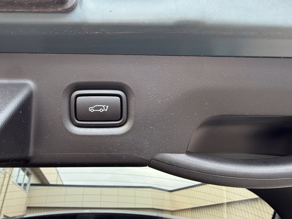 Certified 2024 Hyundai Ioniq 5 SEL AWD/4WD image 9