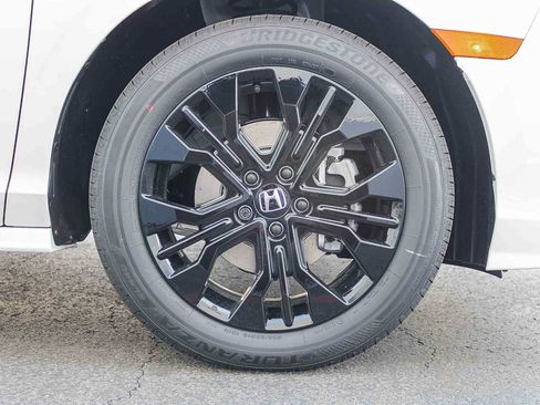 New 2026 Honda Odyssey Sport-L image 10