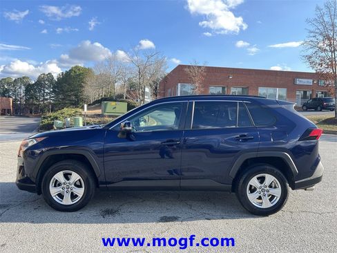 Used 2019 Toyota RAV4 XLE image 24