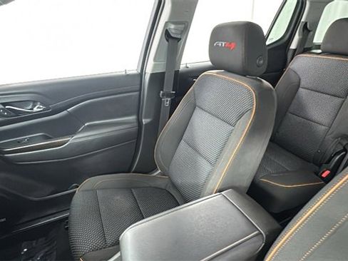 Used 2023 GMC Acadia AT4 image 13