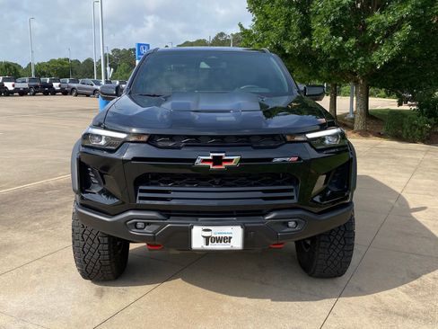 Used 2026 Chevrolet Colorado ZR2 w/ ZR2 Bison Edition AWD/4WD image 2