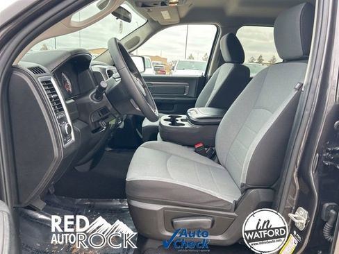 Used 2024 RAM 1500 Classic SLT image 19