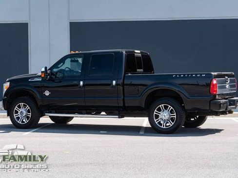 Used 2016 Ford F250 Platinum w/ FX4 Off-Road Package AWD/4WD image 5